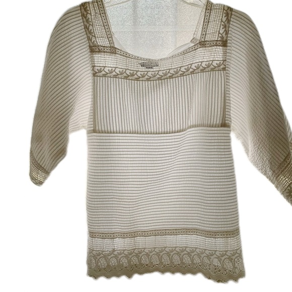 L”ANA” ELABORATED INDIA WHITE BLOUSE - Picture 1 of 3